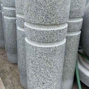 鹰潭 芝麻白花岗岩挡车柱、隔离柱多少钱