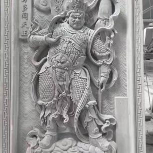 鹰潭 芝麻灰花岗岩人物雕刻——多闻天王