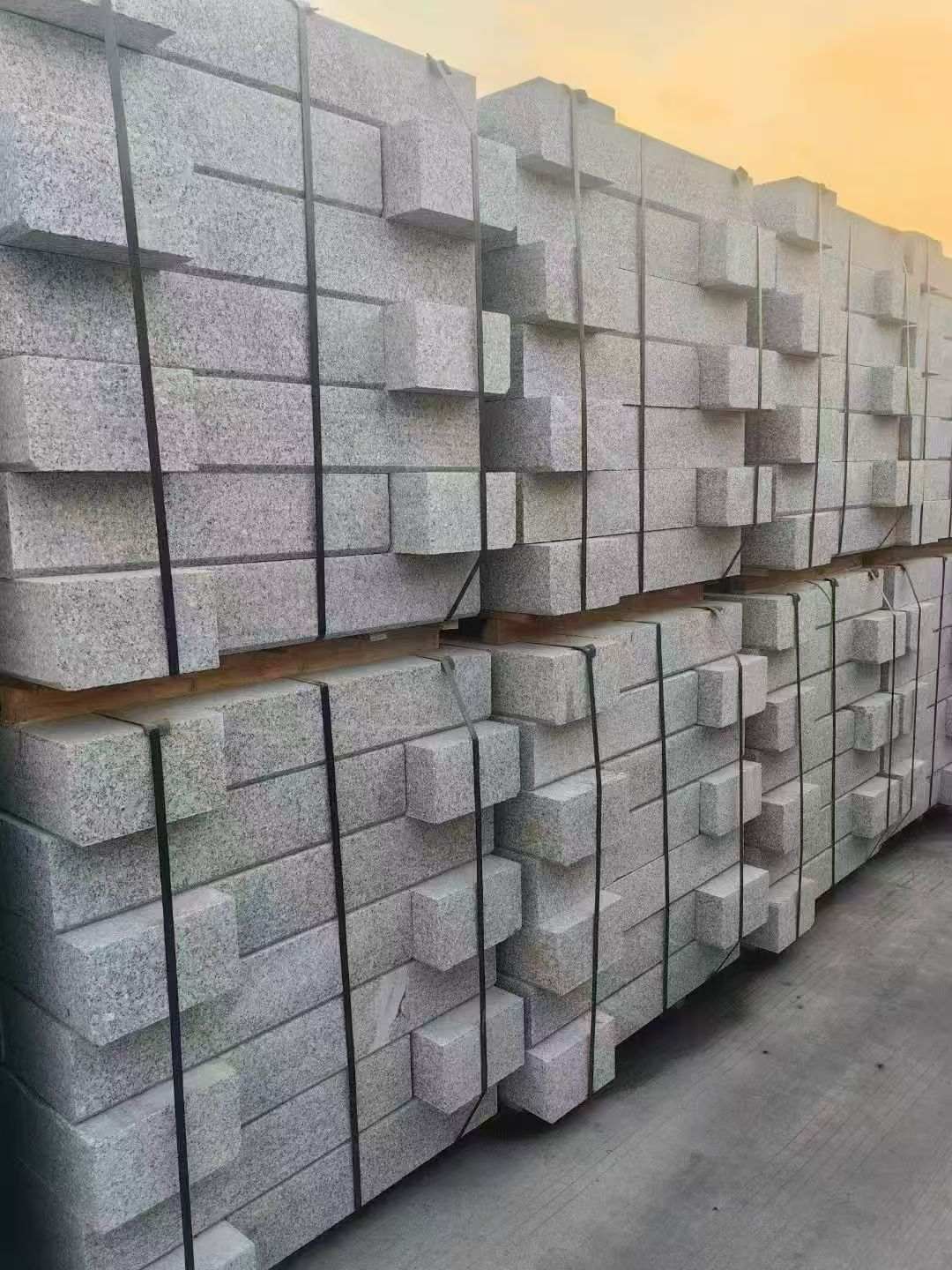 鹰潭 芝麻白路沿石