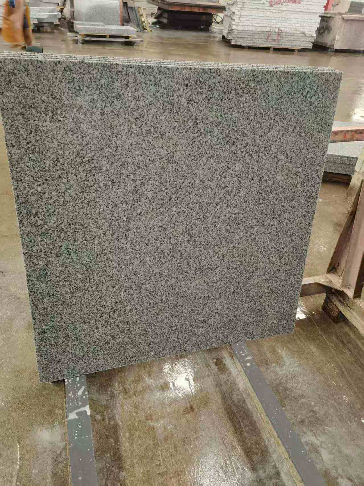 鹰潭 芝麻白光面900*900，高地铁标准