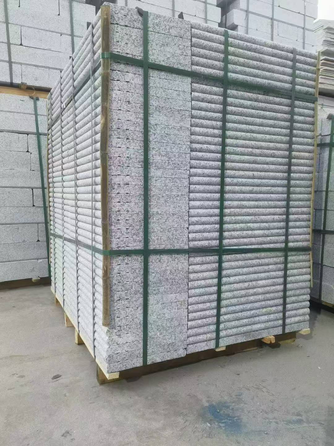 鹰潭 芙蓉白3公分厚磨圆边、拉槽，楼梯踏步